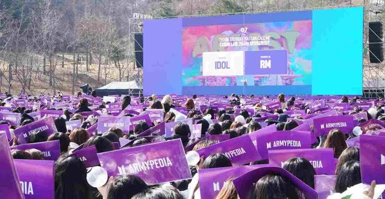 Kepoin Istilah Unik K-Popers? Ada yang Bikin Geleng-Geleng! 