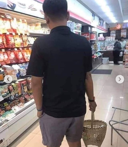 Cara Unik Negara Thailand Mengurangi Kantong Plastik! Tas Branded Buat Belanja?