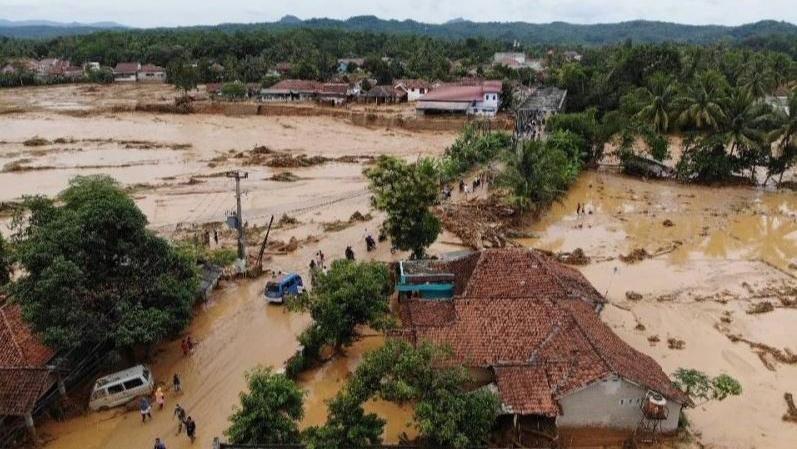 BNPB: Sudah 60 Orang Tewas karena Banjir Jabodetabek dan Lebak