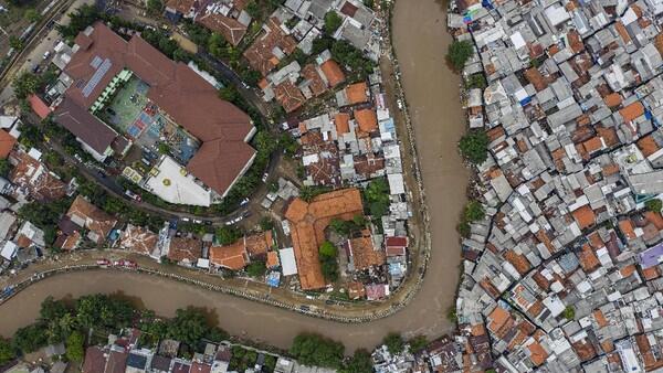 Potret Normalisasi Sungai di Jakarta yang Tak Capai Target