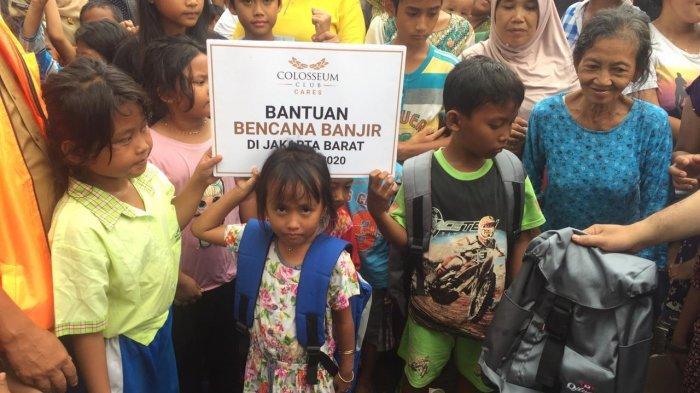 Gelar Aksi Sosial, Colosseum Datangi Tempat Pengungsi Korban Banjir Semanan