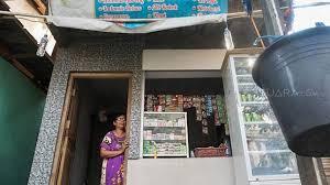 Warung Derek, Delivery Pake Ember Di Tengah Kota Jakarta