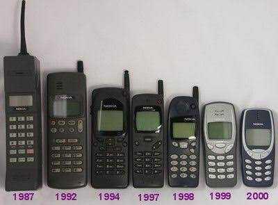 Inilah Perbedaan Teknologi Hape di Era 1990an, 2000an, Dan 2010an 