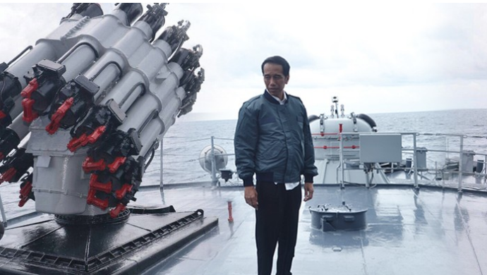 Kenapa Kapal Perang RI Tak Menembak Kapal China di Natuna?
