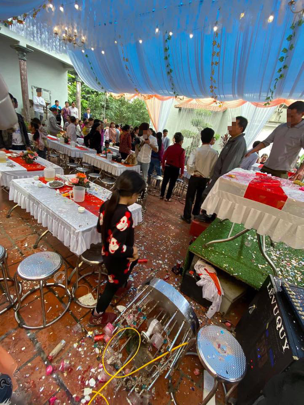 Benci Dengan Sikap Ayahnya, Pengantin Pria Ini Mengamuk Di Pernikahannya