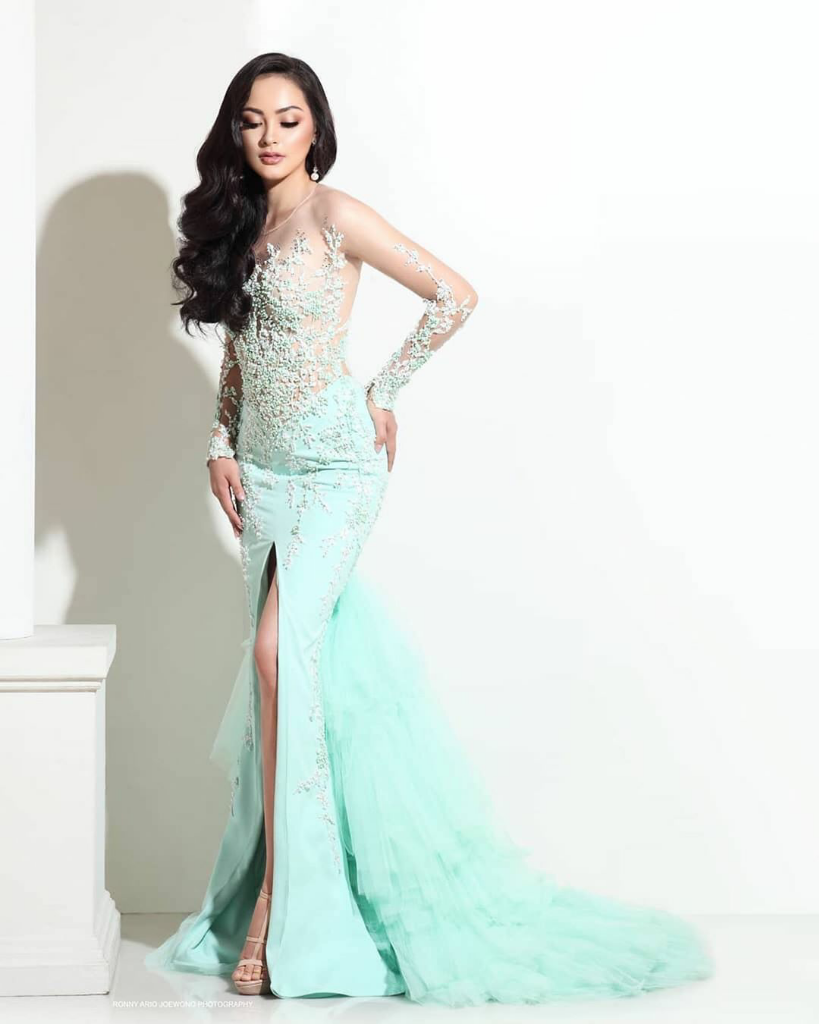 Tak Pernah Bisa Move On Dari Gown Anaz Untuk Jolene Marie, Ini Penampakannya!