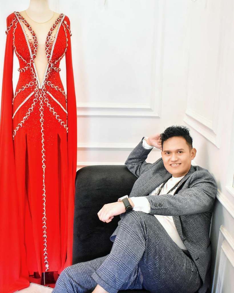 Tak Pernah Bisa Move On Dari Gown Anaz Untuk Jolene Marie, Ini Penampakannya!