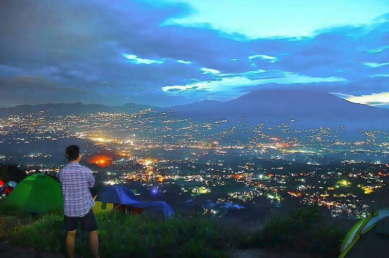 Ini 10 Destinasi Indonesia Teramai saat Momen Tahun Baru 2020