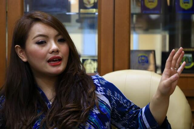 Kumpulan Foto Politisi Cantik dari Seluruh Dunia (SELALU UPDATE)