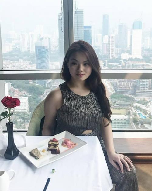 Kumpulan Foto Politisi Cantik dari Seluruh Dunia (SELALU UPDATE)