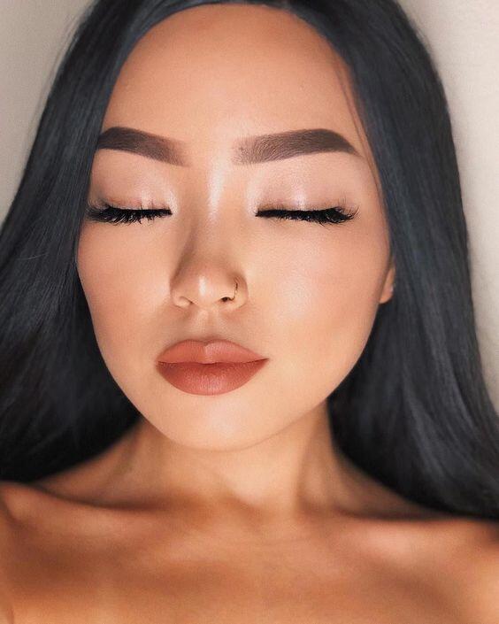 Cara Membuat Makeup Lebih Tahan Lama di Wajah Berminyak