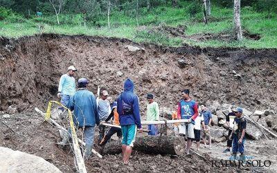 Kasus Perusakan Hutan Lawu, 7 Orang Diperiksa, Amankan 1 Ekskavator