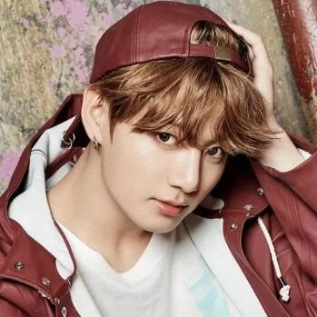 Jungkook BTS dinobatkan Sebagai Pria Tertampan 2019