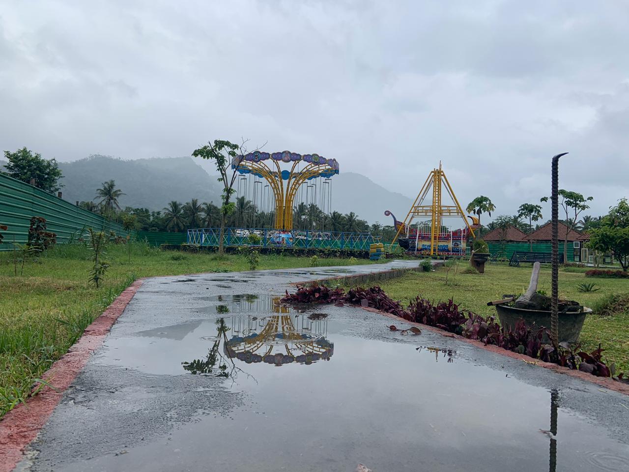 Junkyard Auto Park (Kreativitas tanpa Batas, Rongsokan pun jadi Spot Swaphoto Indah)