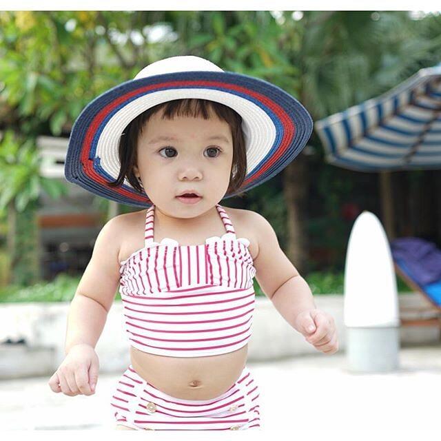 Bandingkan Foto Kecil Para Queen, Ada Yang Aneh Di Foto Terakhir?