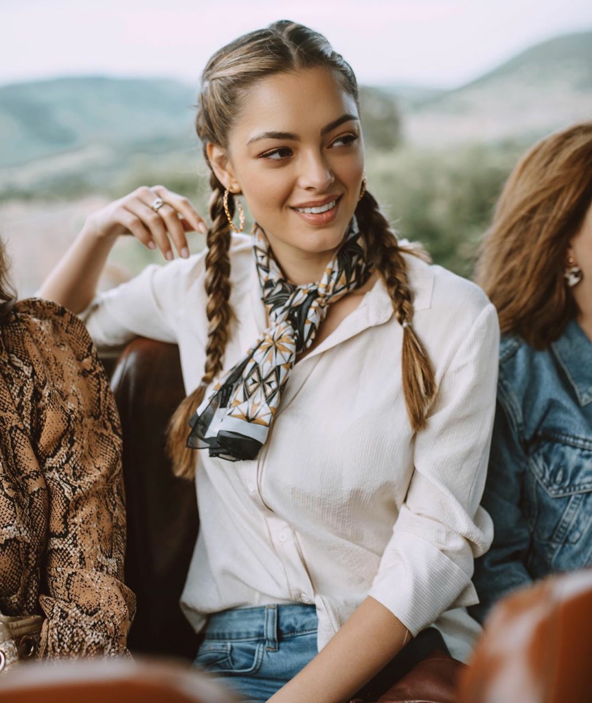 Bandingkan Foto Kecil Para Queen, Ada Yang Aneh Di Foto Terakhir?