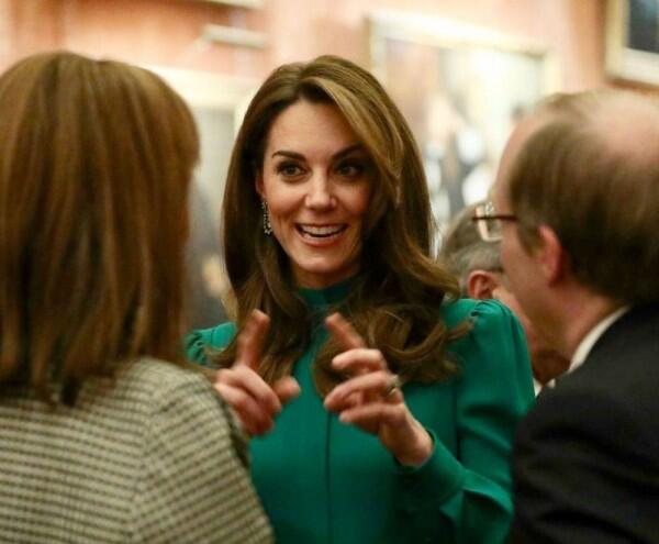 Ultah ke-38, 10 Pesona Kate Middleton dengan Senyum Merekah Awet Muda
