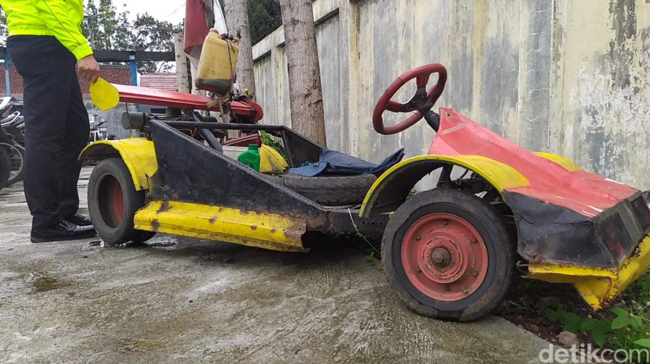 Gini Jadinya Jika Mobil F1 Ditilang Polisi