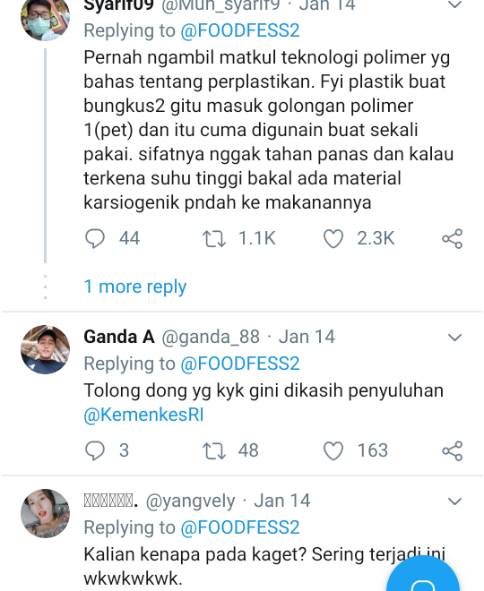 Heboh di Twitter Penjual Bakso Merebus Mie Instan Beserta Plastiknya, Ini Berbahaya! 