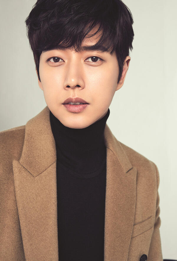 Han Ji Eun dan Park Hae Jin Pertimbangkan Drama Baru MBC
