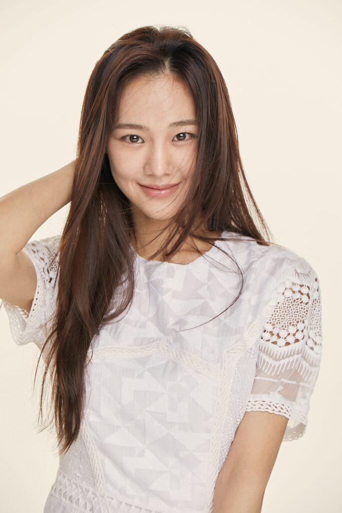Han Ji Eun dan Park Hae Jin Pertimbangkan Drama Baru MBC