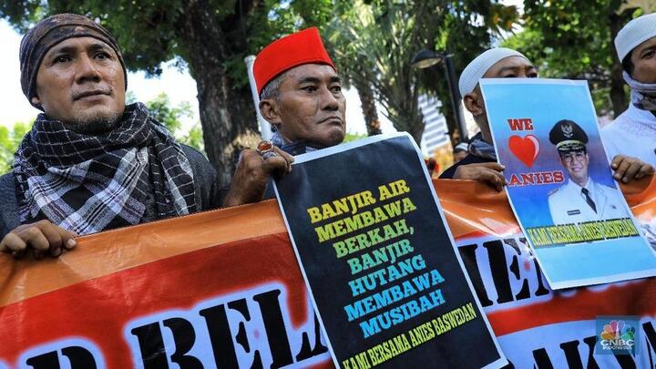 Banjir Surabaya Diklaim Surut Hitungan Jam