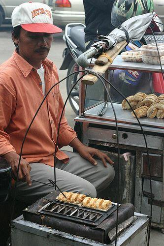 Segelas Jamu Menjadi Incaran Pengunjung Pasar Tradisional