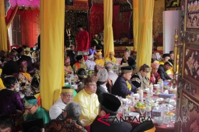 Ingin Bikin Kerajaan Legal Di Indonesia, Ini Caranya Gan