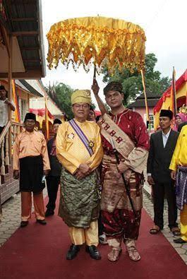 Ingin Bikin Kerajaan Legal Di Indonesia, Ini Caranya Gan