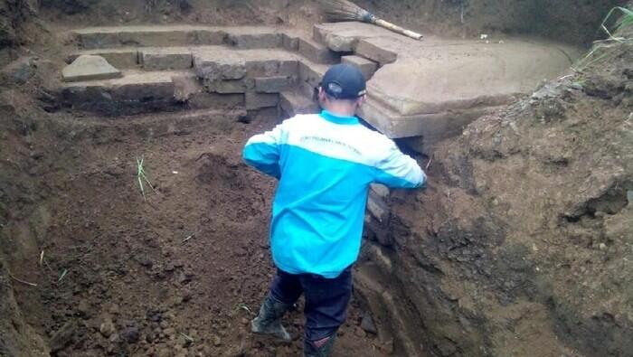 Kagetnya Warga Dieng: Bikin Septic Tank, Eh Nemu Bangunan Diduga Candi