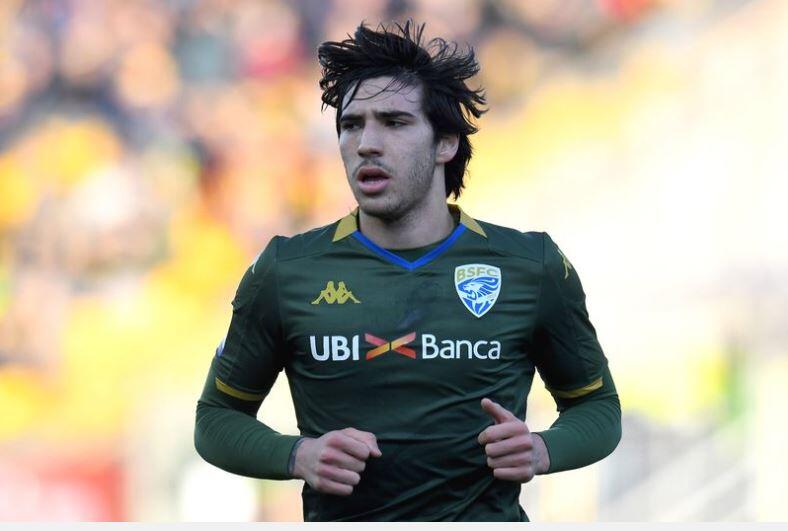 Man City Ikut Pantau Sandro Tonali, Gelandang Titisan Andrea Pirlo
