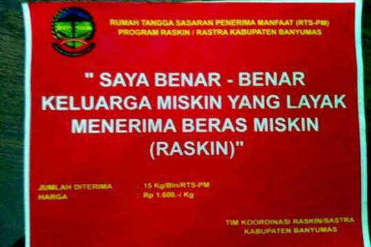 Rumah Lantai 2 Ini Rela Di Tempeli Stiker Miskin, Yang Miskin Malah Malu Ngaku Miskin