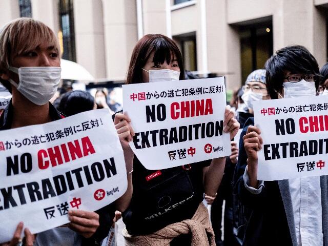 Takut Tertular Virus Corona, Toko di Jepang Larang Turis China Berbelanja