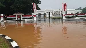 Monas Banjir, Loh Kok Bisa?