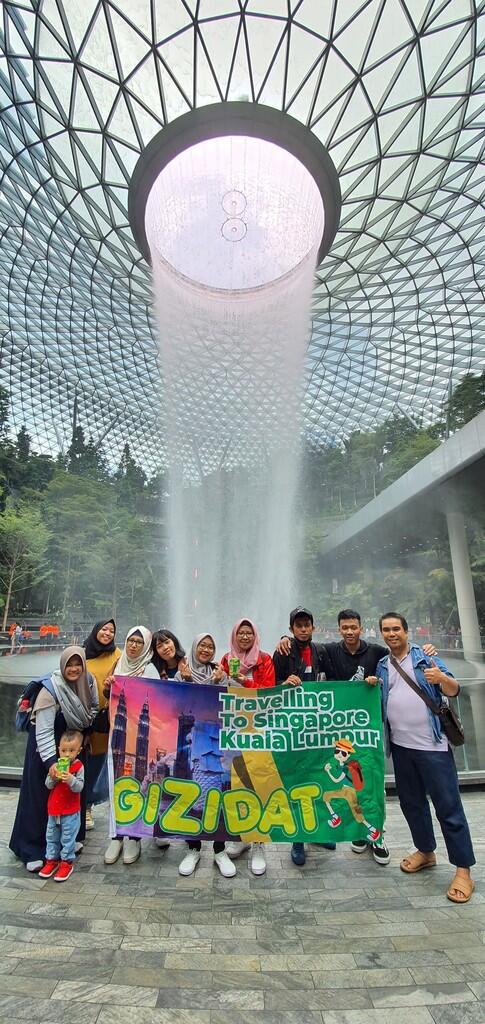 Yay! Private Tour, Bersama Tim Gizidat ke Singapura dan Malaysia