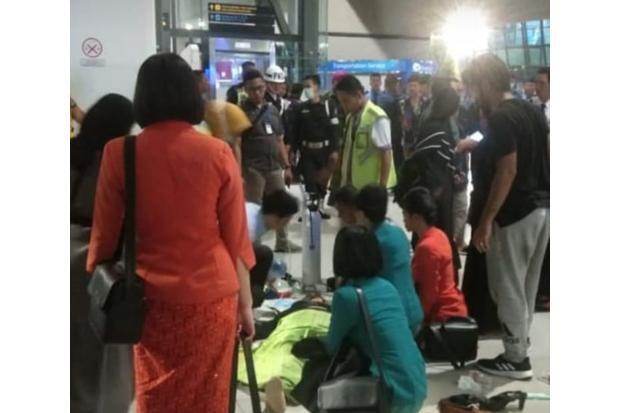 Diduga Terserang Virus Corona, Penumpang Mendadak Jatuh di Bandara Soetta