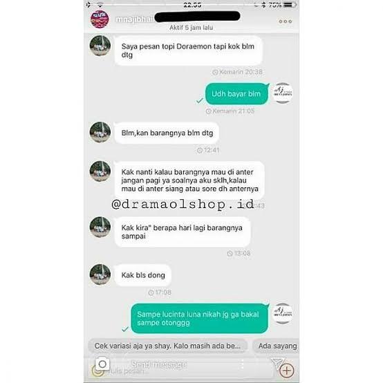 10 Chat Pembeli Online Yang Bikin Penjual Ngelus Dada. Sabar, Ya!