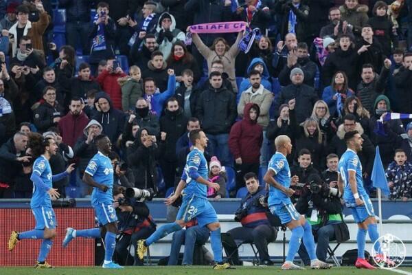 Rangkuman La Liga Pekan-21, Real Madrid Tikung Barcelona di Puncak