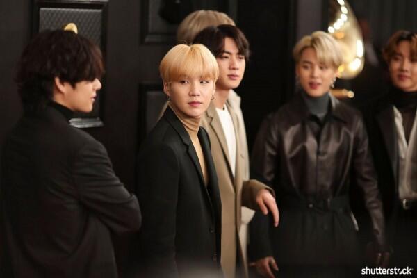 Bakal Tampil, Ini 10 Potret BTS di Grammy Awards ke-62