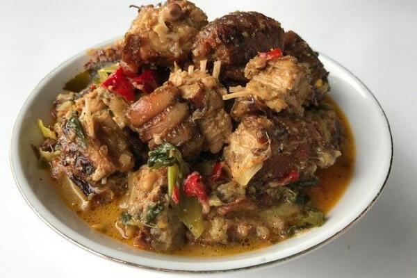 4 Rekomendasi Tempat Kuliner Ekstrem di Sulawesi Utara, Sudah ke Sini?