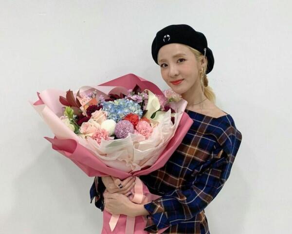 Dijuluki "Vampir", 14 Potret Awet Muda Sandara Park di Usia 35 Tahun