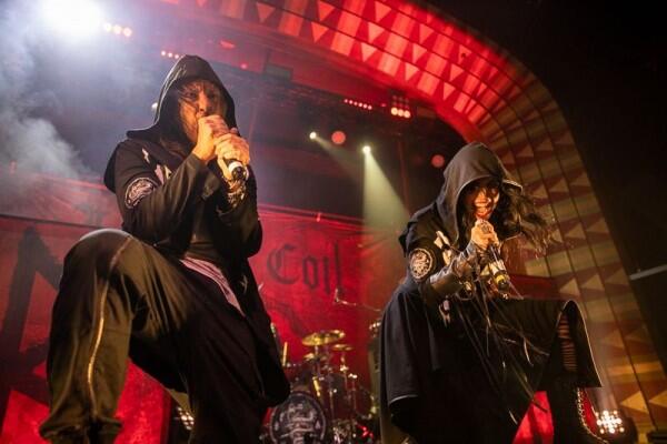 5 Fakta Lacuna Coil, Band Gothic Metal asal Italia yang Sangar