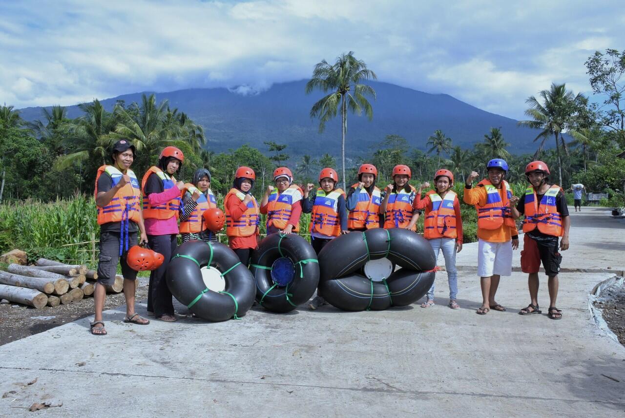  &#91; Purwokerto &#93; RIVER TUBING DAYUNG ADVENTURE
