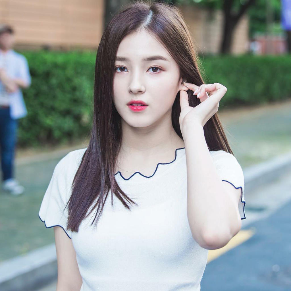 Tidak Jadi Bubar! Yuk, Kenalan dengan Si Bontot dari MOMOLAND yang Super Cantik!