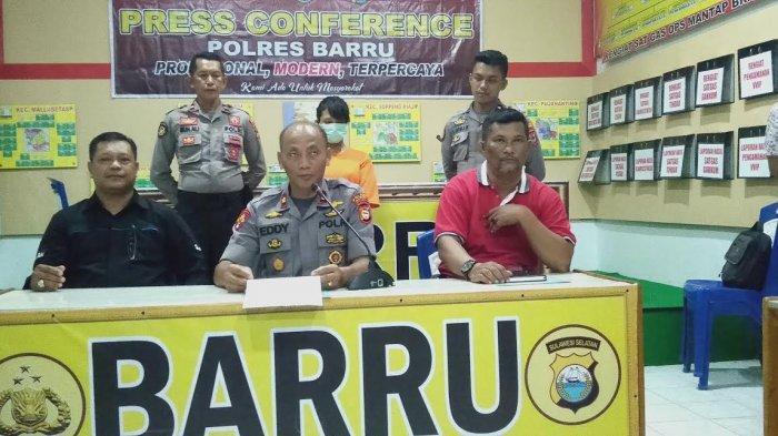 Penyanyi Dangdut Buka Baju dan Lepas Bra di Panggung Hebohkan Warga Barru Sulsel