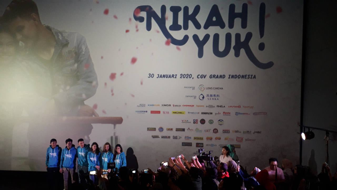 "Nikah Yuk!" adalah film cerita Yang sangat dekat dengan kehidupan kita sehari hari.