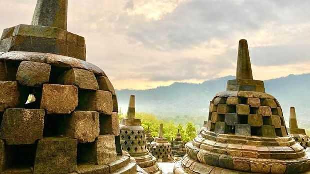 Heboh, Foto Candi Borobudur Ini Dianggap Merusak Citra Pariwisata Indonesia