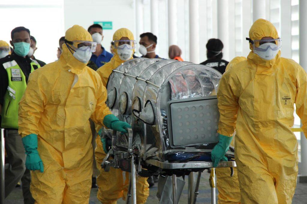 Bandara Jenderal Ahmad Yani Simulasikan Penanganan Virus Corona