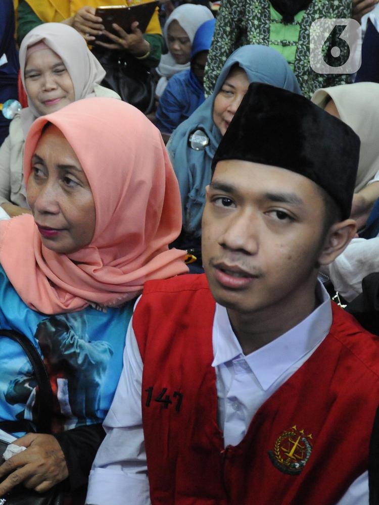 Bersalah Melawan Polisi, Demonstran Pembawa Bendera Lutfi Divonis 4 Bulan Bui