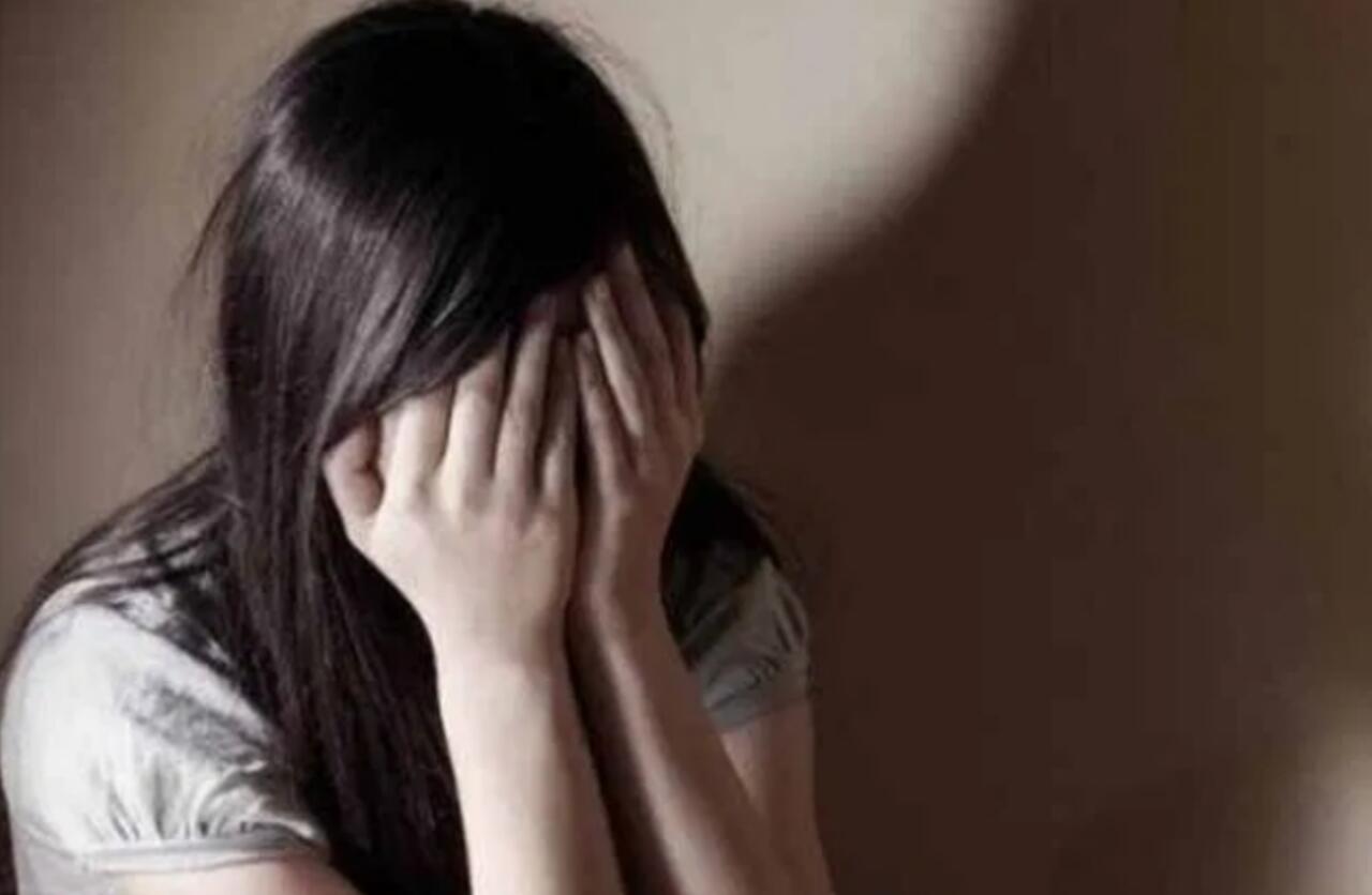 Siswi SMA diperkosa bergantian